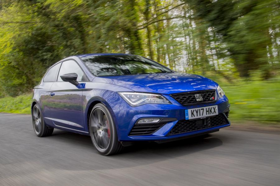  Seat Leon SC Cupra 300 2017 года  (UK) (фото 16 из 22)